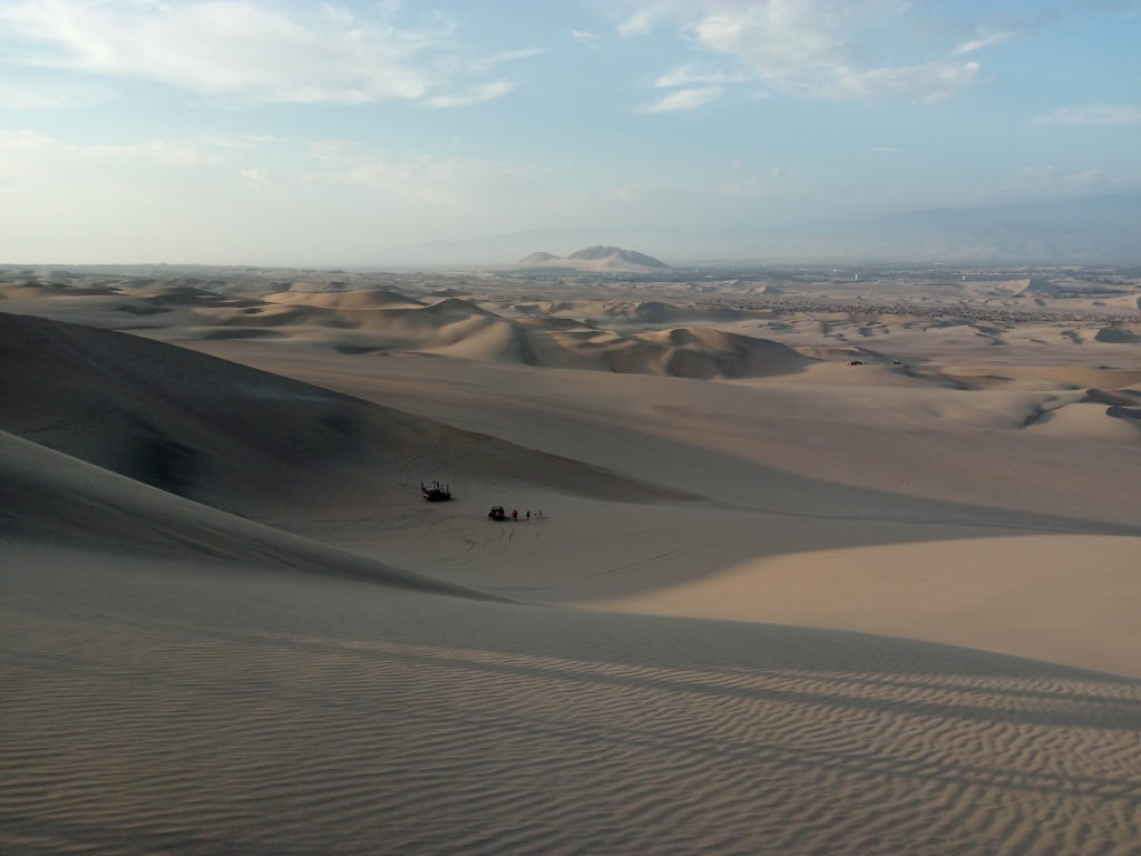 dunes-desert-huachina-perou