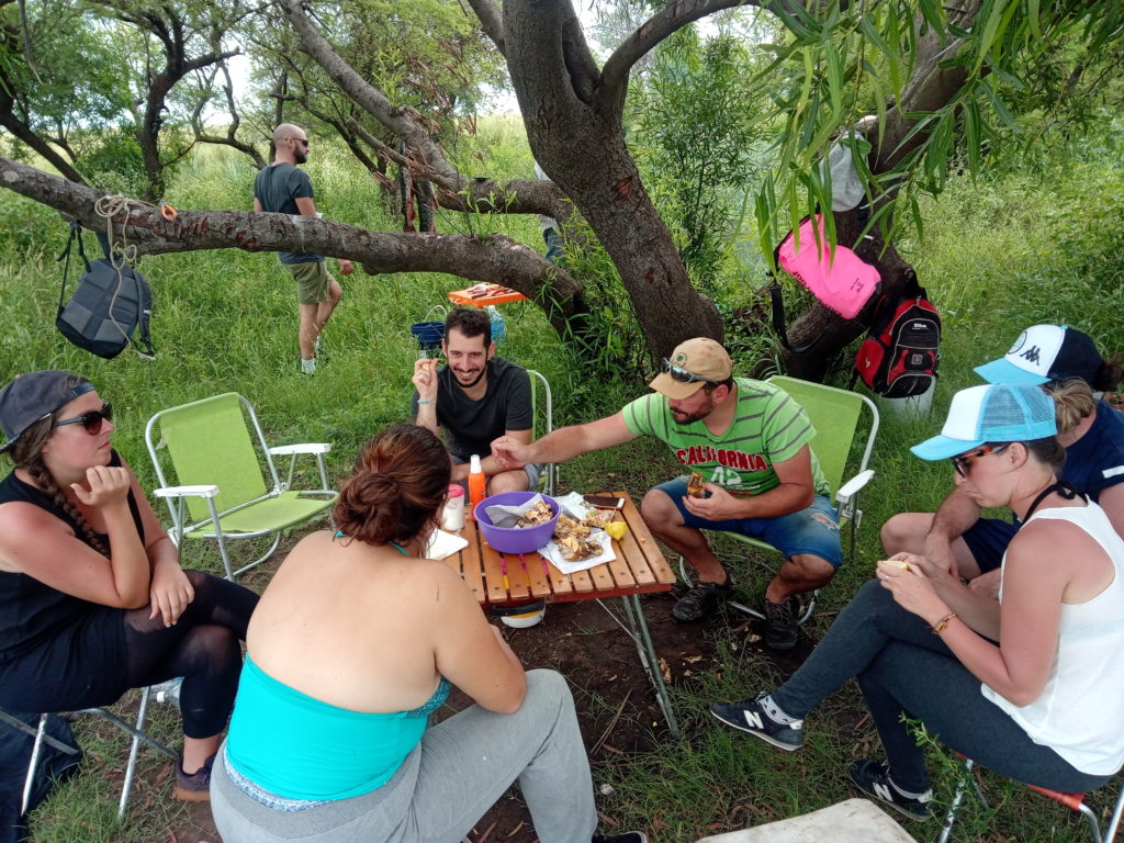 bivouac-rivière
