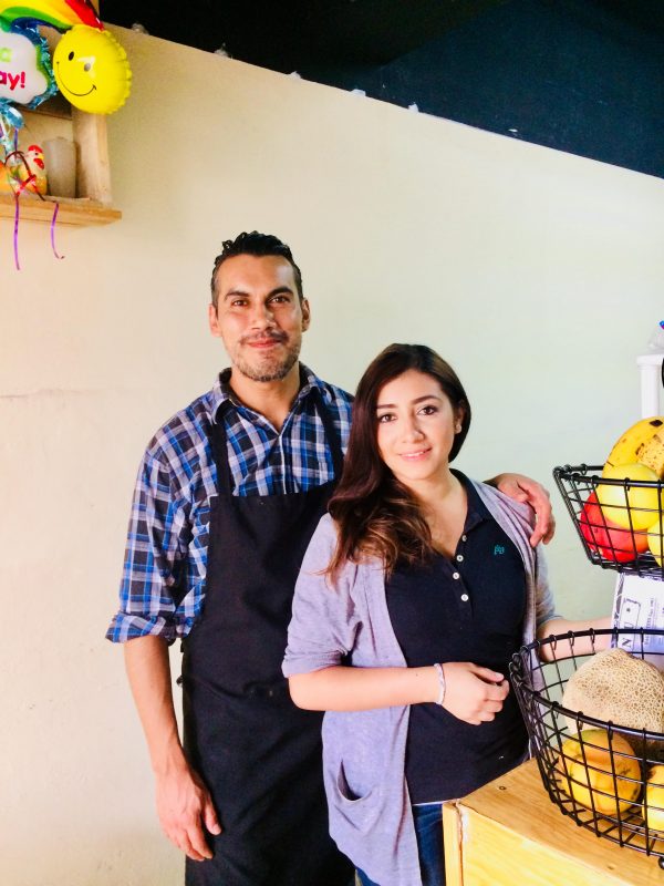 Amparo et Marco propriétaire-restaurant-The-Corner-B&W