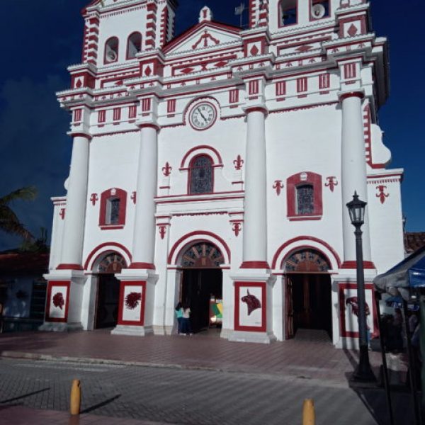 Eglise de Guatape eglise-guatape-colombie