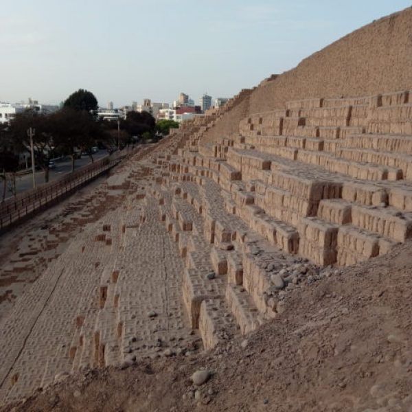 pyramide inca de Huaca Pucllana pyramide-huaca-pucllana-lima